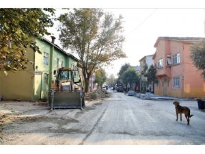Suat Yalkın Caddesi’nde Çalışmalar Devam Ediyor