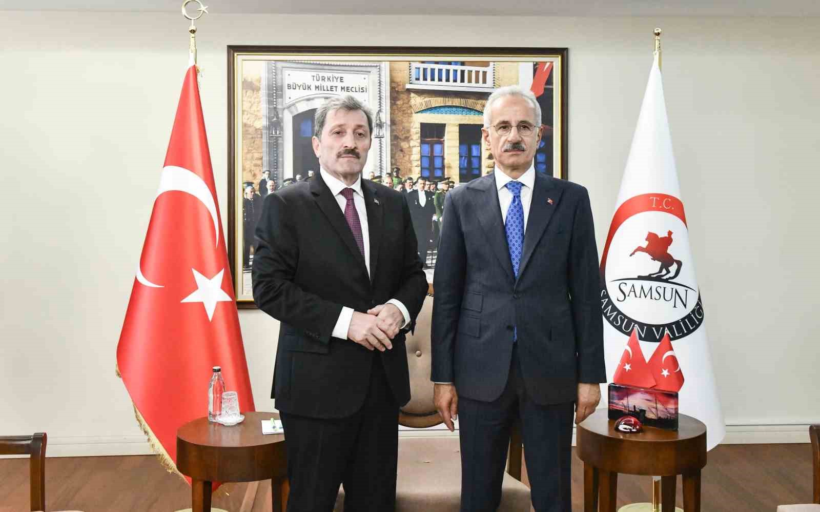 samsun-valisi-tavli-ulasimin-yuzyili-nda-turkiye-hizlandi-samsun-da-hizlaniyor