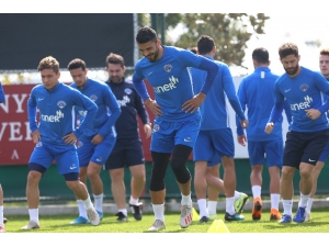 Kasımpaşa, Göztepe Maçı Hazırlıklarını Sürdürdü