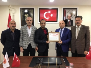 Başkan Er’den Adli Tıp Teknikeri Çiftçi’ye Teşekkür Belgesi