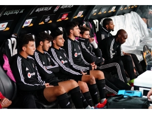 Abdullah Avcı Kadroyu Gençlerle Tamamladı