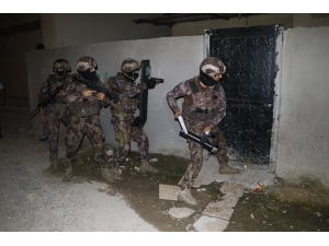 Adana’da Deaş Operasyonu: 9 Gözaltı