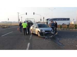 Diyarbakır’da Tarım İşçilerini Taşıyan Minibüs Kaza Yaptı: 18 Yaralı