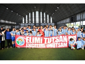 Özel Çocuklar Sahaya Çıktı , Mehmetçiğe Asker Selamıyla Destek Verdi