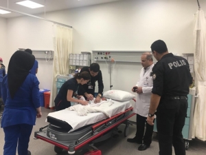 Bebeğini Çöpün Kenarına Terk Eden Anne Yakalandı