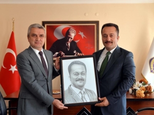 Vali Şentürk’ten M Tipi Kapalı Cezaevine Ziyaret