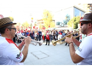 Cumhuriyet’in 96’ıncı Yaşı Kadıköy’de Coşkuyla Kutlanacak