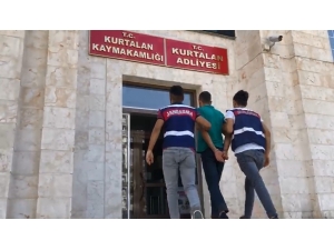 Siirt’te Sosyal Medyada Terör Örgütü Propagandası Yapan 1 Kişi Gözaltına Alındı