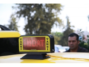 Bu Taksiyi Gören Hemen Polisi Arayacak