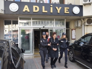 Fetö Elebaşının Yeğeni Sahte Kimlikle Yakalandı