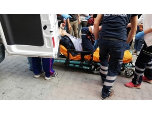 Esenyurt’ta Bir Adam Sokak Ortasında Silahla Vuruldu