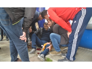 Atm’den Para Çekmek İçin Beklerken Silahlı Saldırıda Yaralandı