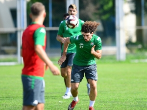 Bursaspor’da Çifte İmza