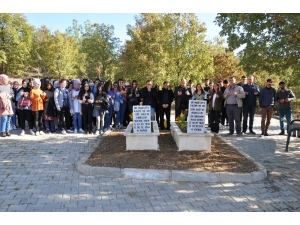 Eğitim Gönüllüsü İbrahim Naci Eren Mezarı Başında Anıldı