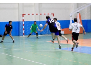 “Türkiye Öğretmenler Kupası” Sivas’ta Devam Ediyor