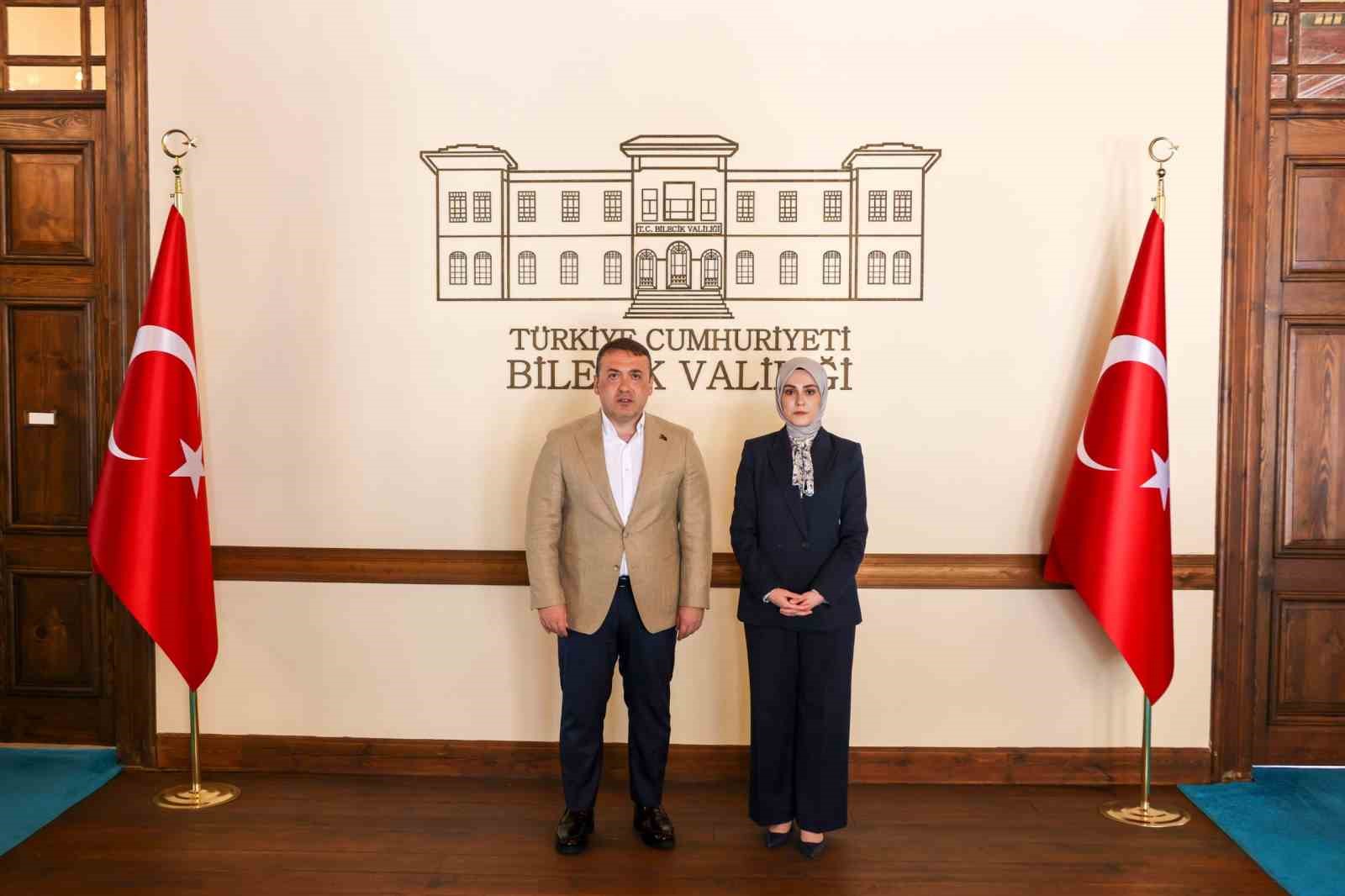 vali-yardimcisi-betul-buyukkilic-gorevine-basladi