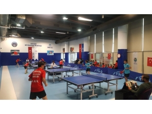 29 Ekim Cumhuriyet Kupası Masa Tenisi Müsabakaları Başladı