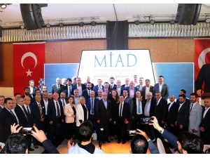 Miad’ta Yunus Akdaş, Güven Tazeledi