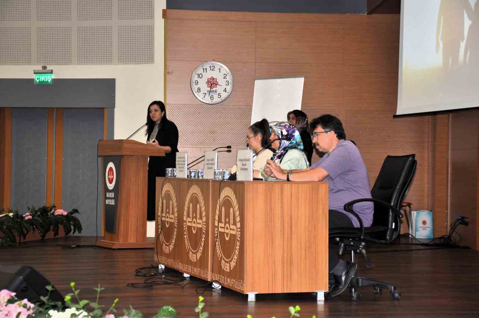 balikesir-de-yetimlere-yuva-olma-cagrisi-yapildi