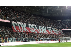 Süper Lig: Beşiktaş: 0 - Galatasaray: 0 (İlk Yarı)