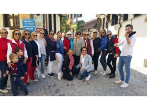 Eskişehir Eğitim Ve Öğrenimi Destekleme Derneği’nden Cumhuriyet Bayramı Kutlaması