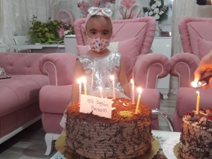 Hlh Hastası Minik Esila İlik Bekliyor
