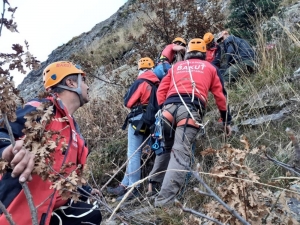 Uludağ’da Nefes Kesen Köpek Kurtarma Operasyonu
