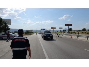 Isparta Jandarma’dan 164 Personelle ‘Türkiye Huzur Ve Güven Uygulaması’