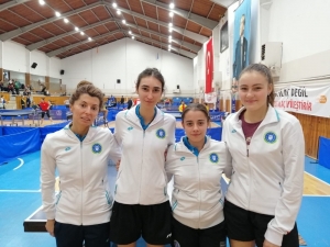 Masa Tenisi Dört Dörtlük