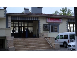 Tartıştığı Arkadaşını Bıçaklayarak Öldürdü