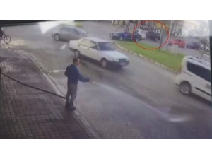 Otomobillerin Çarpışması Kamerada