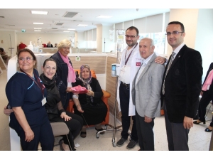 Kanser Hastalarına Moral Takviyesi