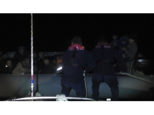 Balıkesir Açıklarında 32 Düzensiz Göçmen Yakalandı