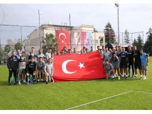 Trabzonspor, Göztepe Maçı Hazırlıklarına Ara Vermeden Başladı