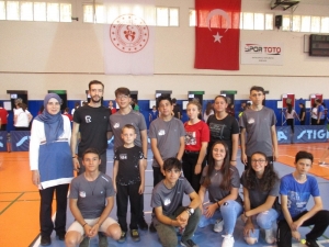 Dart Şampiyonasında Üçüncü Oldu