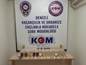 Polis Baskınında 97 Adet Cinsel İçerikli Ürün Ele Geçirildi