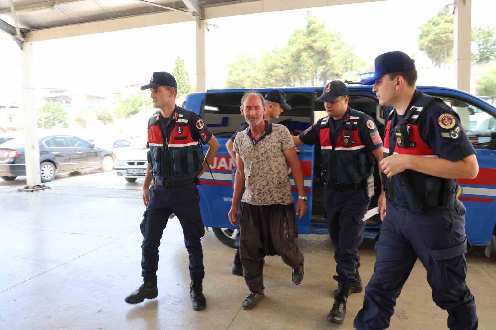 kayip-engelli-sahis-jandarma-tarafindan-sag-olarak-bulundu