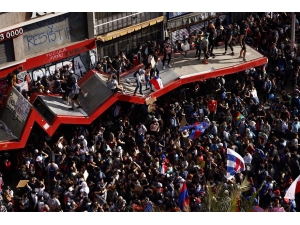 Şili’deki Gösterilerde Ölenlerin Sayısı 20’ye Yükseldi