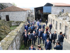 Kültür Ve Turizm Bakanı Ersoy’dan Ayasofya Camisi İçin “Ne Gerekiyorsa Yapacaksınız; Bahane Uydurmayın” Talimatı