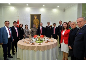 ’’Cumhuriyet Bayramı Kabul Programı’’ Düzenlendi