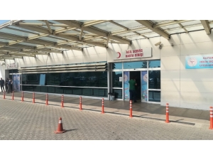 Chp İzmir Milletvekili Polat, Trafik Kazası Geçirdi