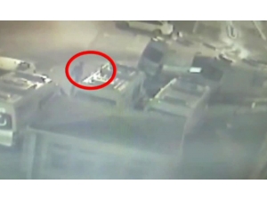 Fatih’te Ambulansın Çalınma Anı Kamerada