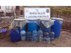 Manisa’da Bin 750 Litre Kaçak İçki Ele Geçirildi