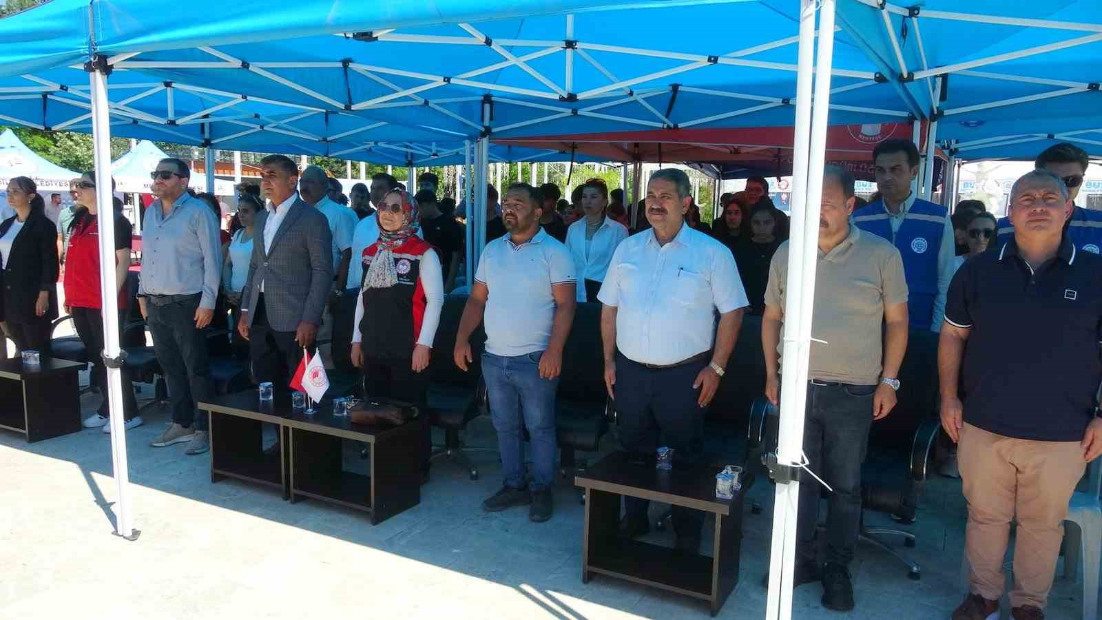 mentese-kent-meydani-nda-dunya-sut-gunu-kutlandi