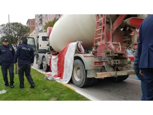 Yaşlı Çifti Kaza Ayırdı