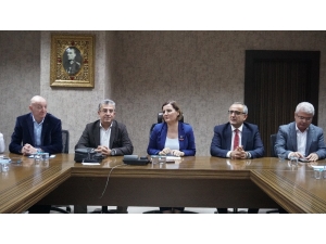 İzmit Belediyesi’nden ‘Halk Süt’ Toplantısı