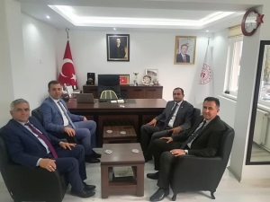 Dumlupınar İlçesine Kapalı Halı Saha