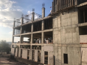 Kandıra’daki Yeni Belediye Binası Hızla Yükseliyor