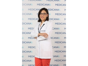 Bebeklerde Ek Gıdaya Geçiş