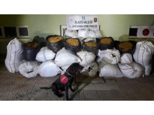 Elazığ’da Jandarma 2 Ton 370 Kilo Kaçak Tütün Ele Geçirdi